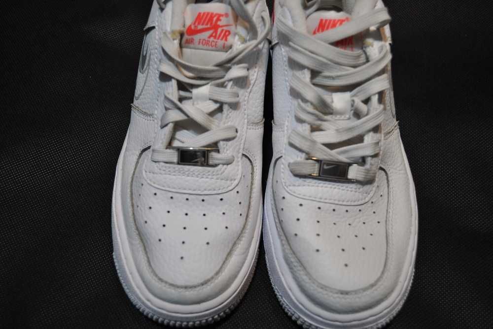 NIKE AIR FORCE 1 nr 38,5 buty damskie klasyczne snickersy b1v swoosh