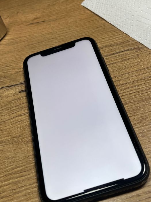 iPhone 11 bez pudełka