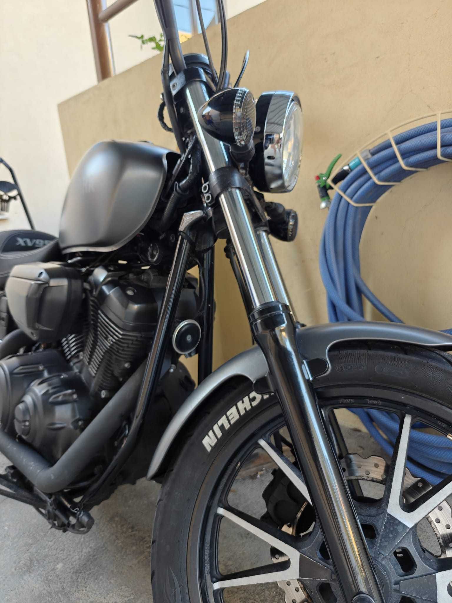 Yamaha Bolt xv 950