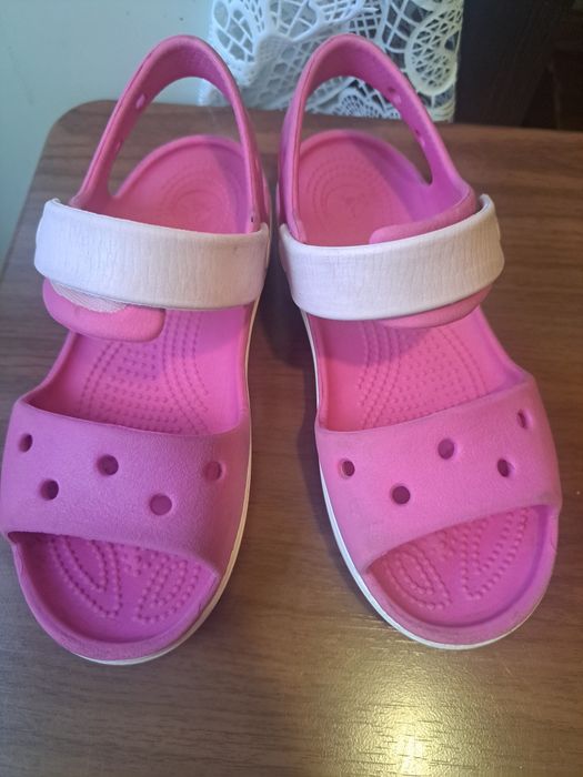 Босоніжки Crocs J1