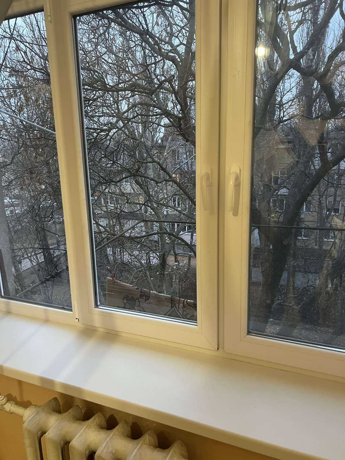В продаже комната в коммунальной квартире  по ул. Героев Крут!