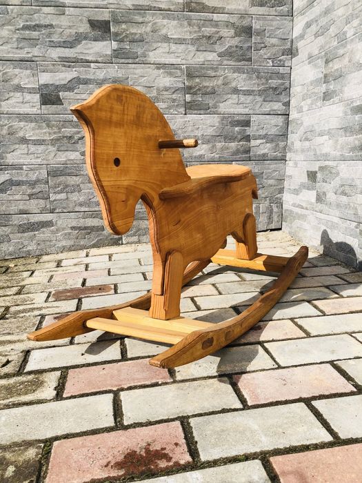 Дитячий  деревʼяний коник-гойдалка!