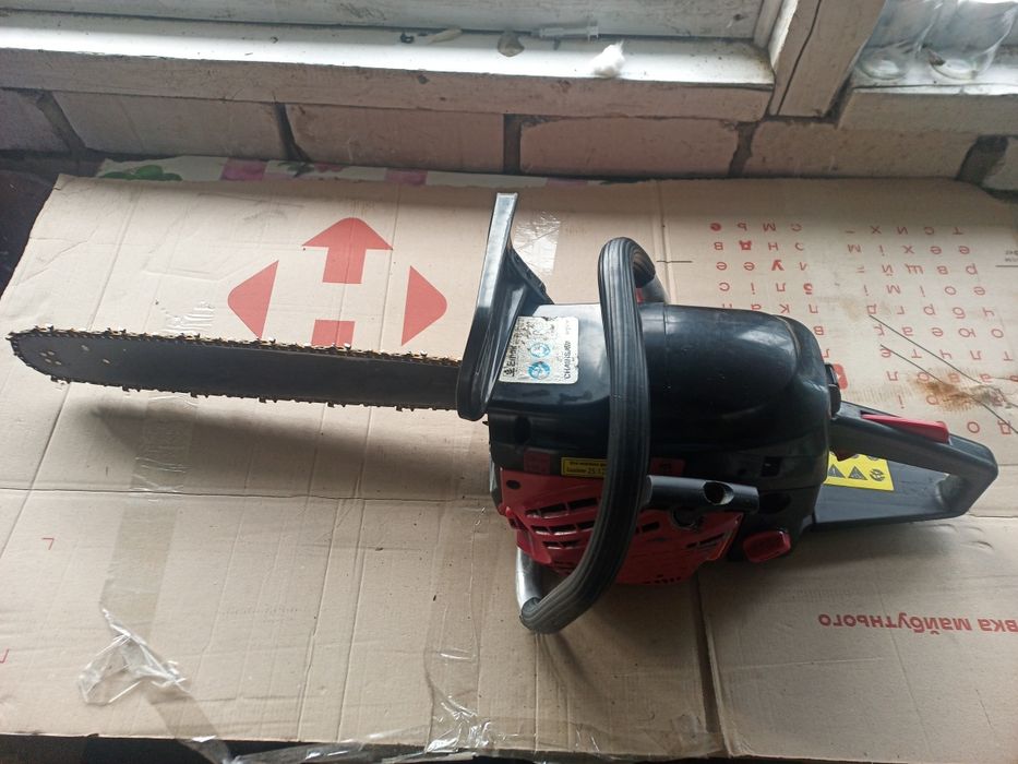 Продам потужну італійську бензопилу Efco mt 480, 58 кубиків