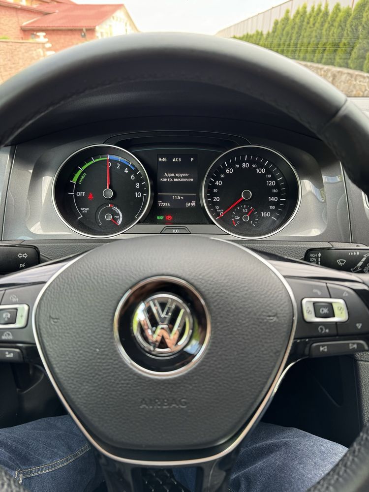 Volkswagen e-golf 2015