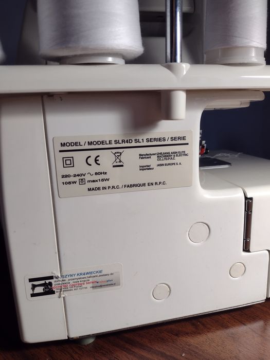 Sprzedam overlock 4 nitkowy toyota używany w pełni sprawny