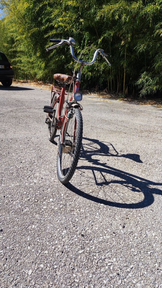 Bicicleta R. Lapebie