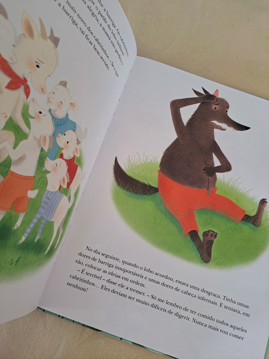 Livro de Criança ' Clássicos de Encantar"