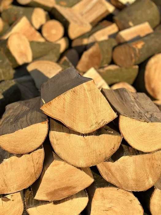 Sezonowane drewno kominkowe i do pieca