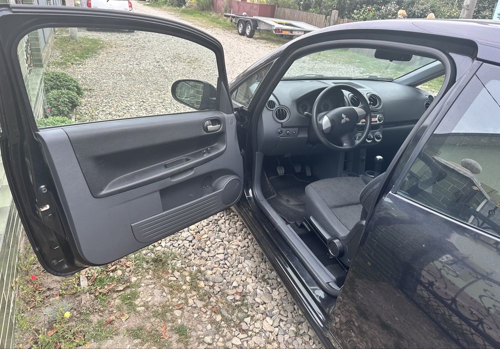 Mitsubishi Colt 2010