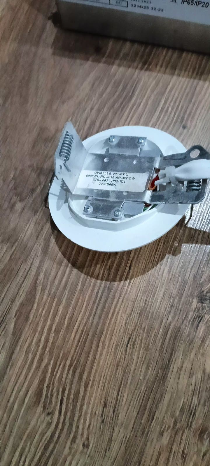Oprawa awaryjna OWA FL LED 0006-AR-1W-AT-1h-NM-TS-CW-9016-RND