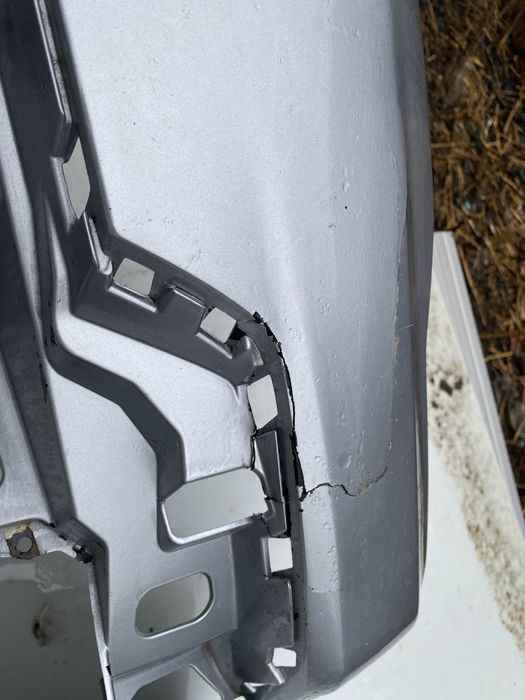 Передній бампер Subaru Impreza 57704FJ050