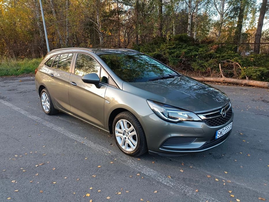 Opel Astra Sports Tourer stan bardzo dobry!