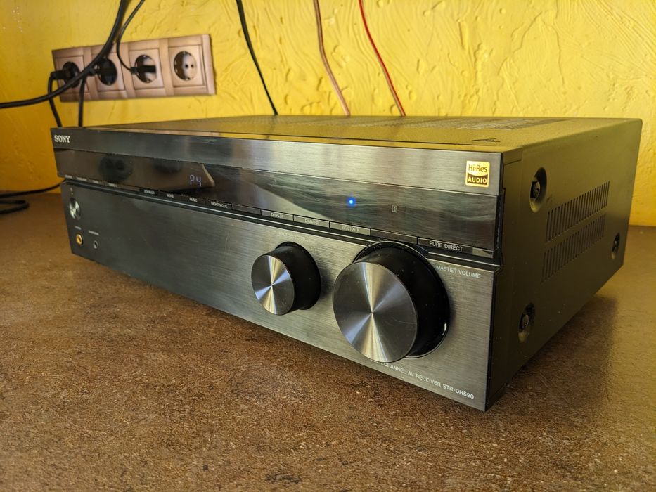 Sony STR-DH590 Ресивер підсилювач Hi-Res Bluetooth

Sony STR-DH590 Ре