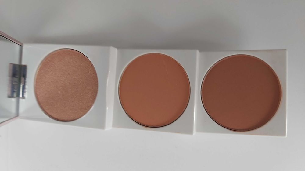 TARTE blush authority różowo-złota paleta 3 róży
