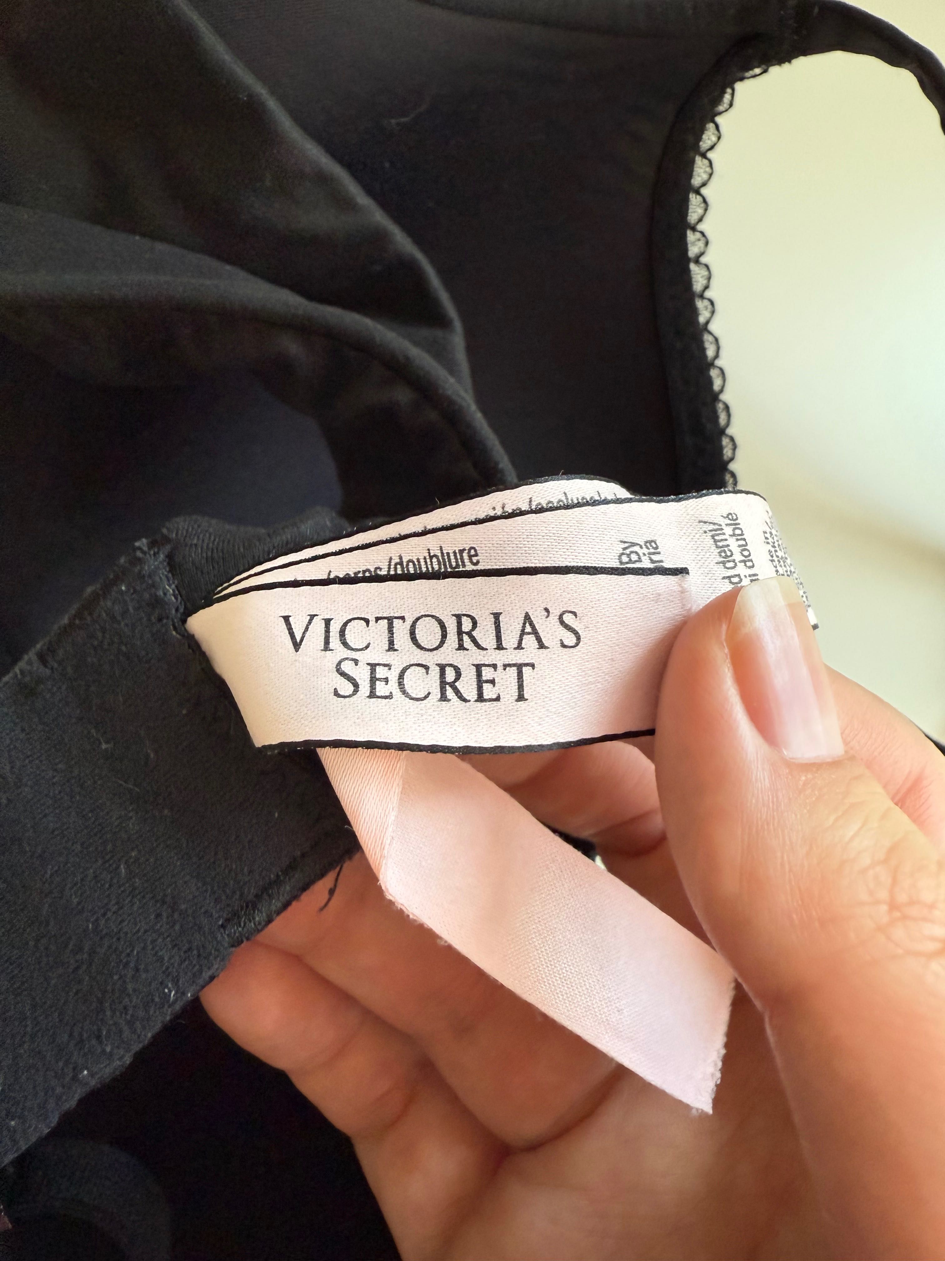 Czarny biustonosz Victoria’s Secret