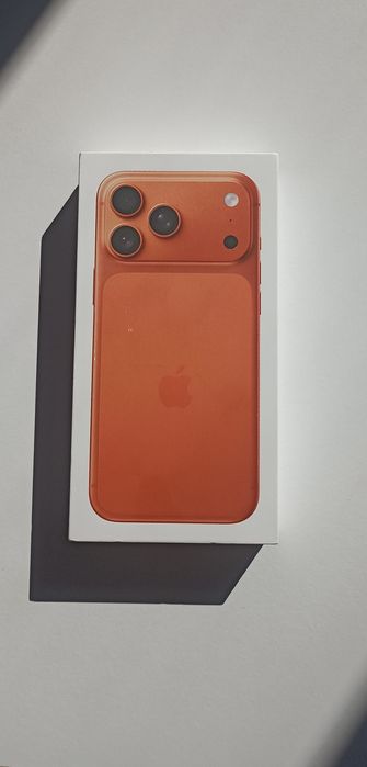 iPhone 17 pro max 256 orange/blue