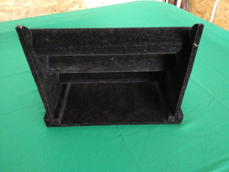 Suporte de bijuteria em veludo