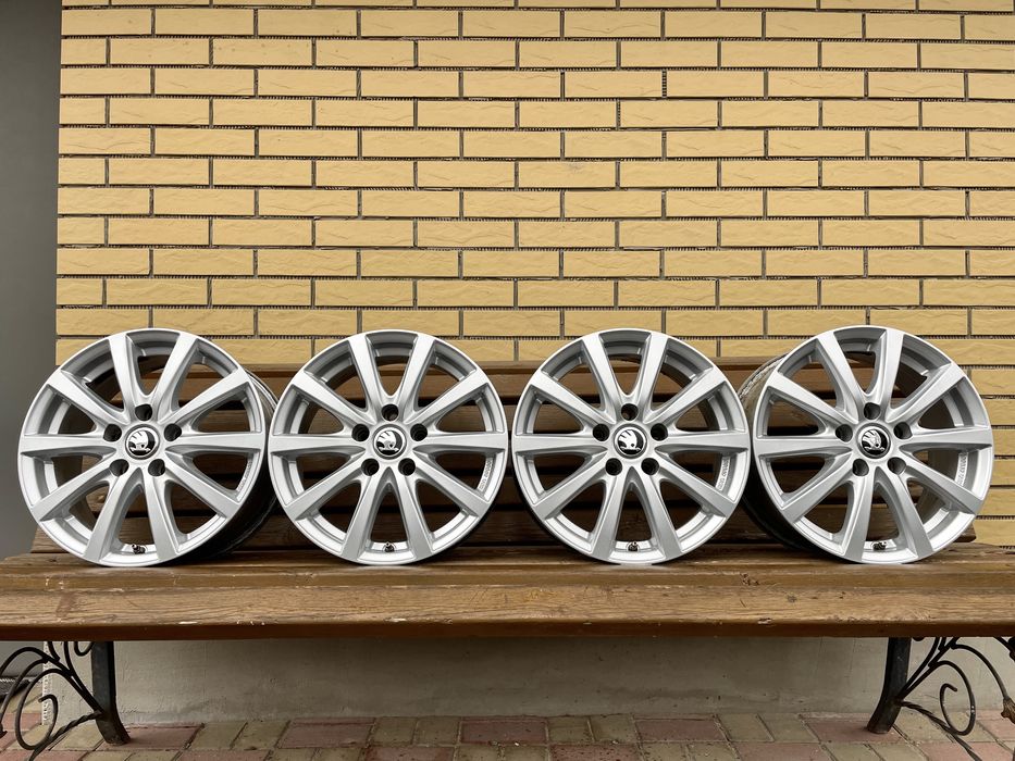 Диски R16 5.112 ET42 Шкода А5 А7 Гольф Пасат Джета Тоуран Каддік