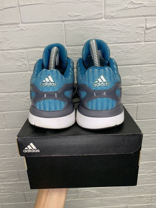 Кросівки Adidas адідас adidas 40,5