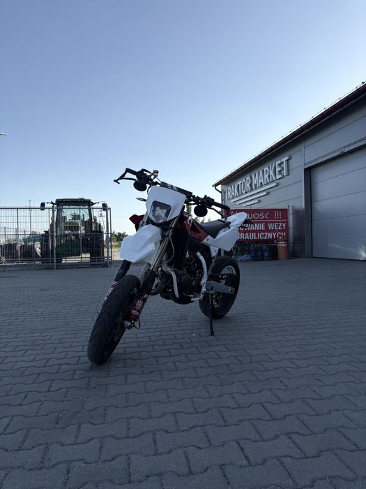 Husqvarna sm125s (ktm honda yamaha beta)