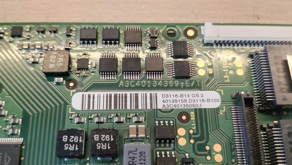 Karta LSI SAS 6Gb Gigabit SFF-8087 Fujitsu D3116 1GB Cache RAID FBU