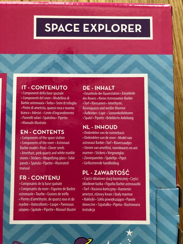 Barbie w kosmosie, Clementoni + gratis