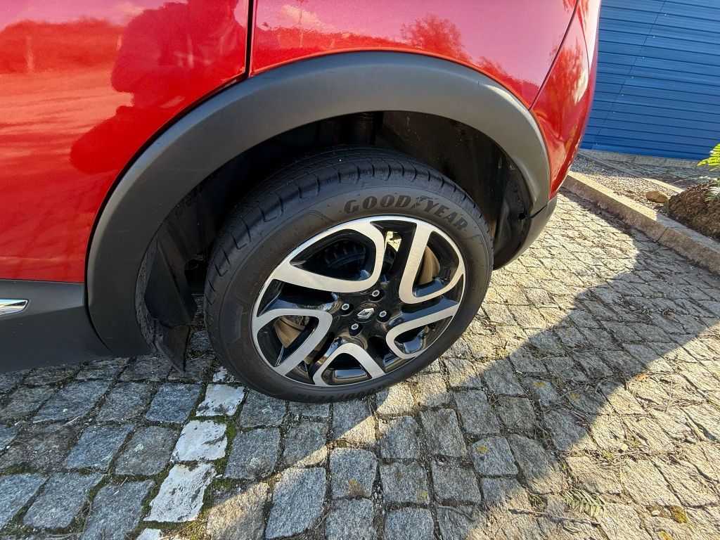 Renault Captur 1.5 DCI Helly Hansen - Em excelente estado
