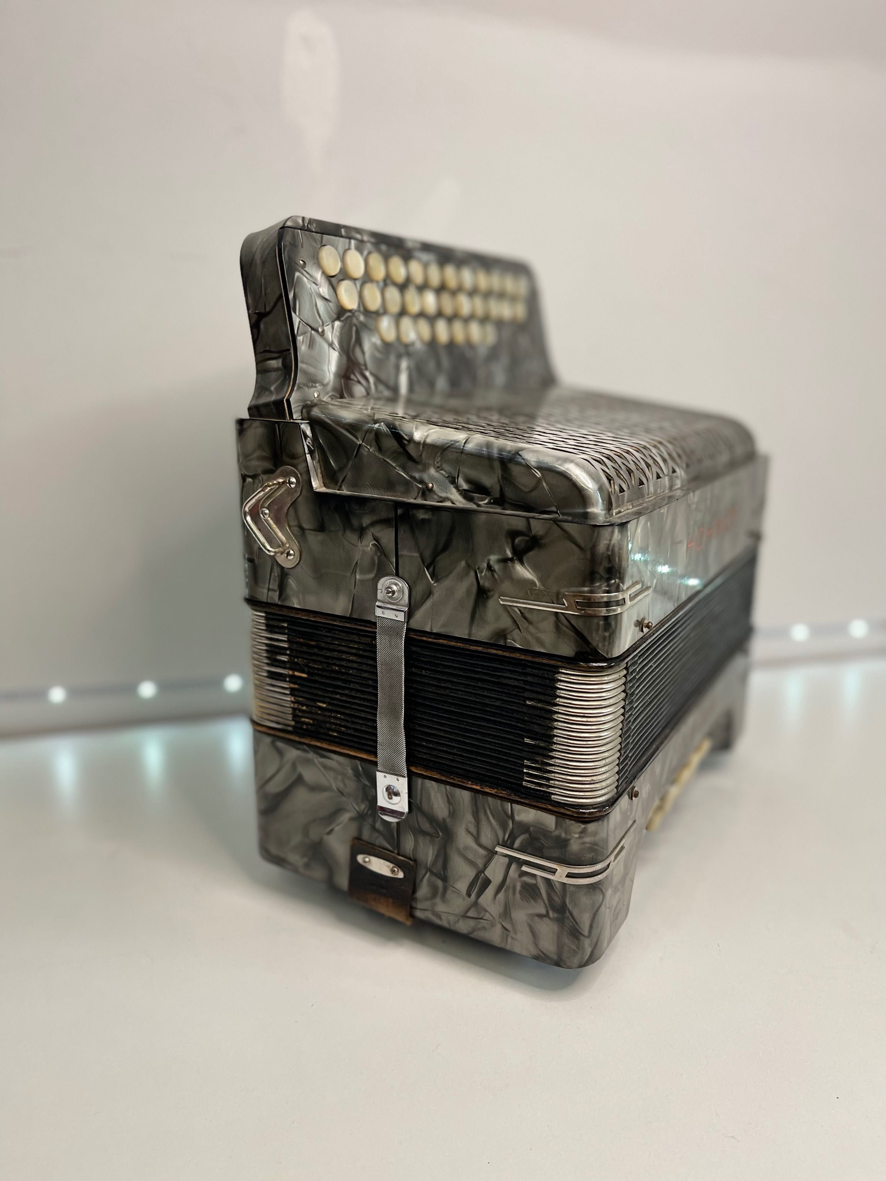 Concertina Victoria 2