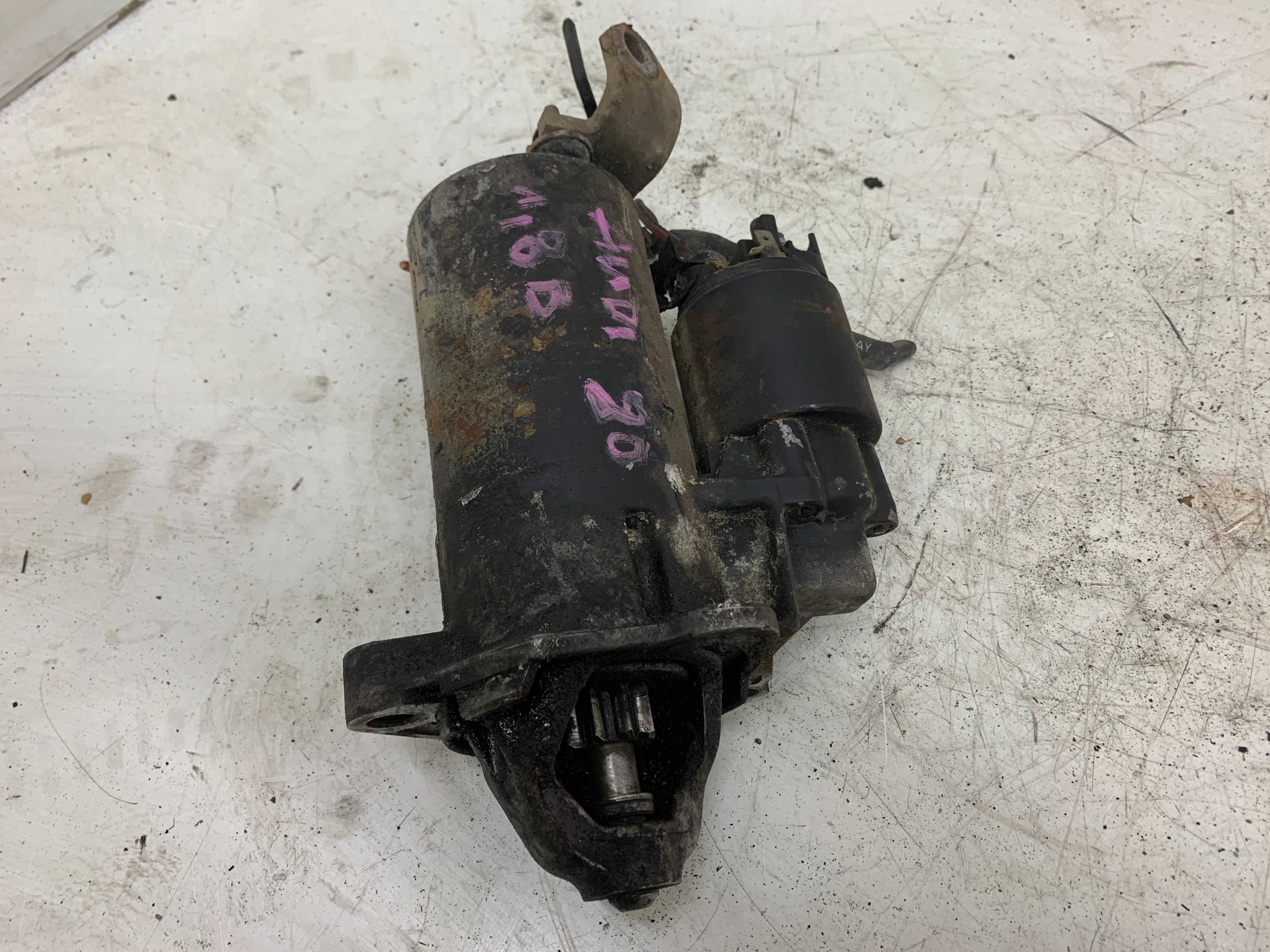 Audi 80 A4 B5 1.6B 1.8B Vw Passat B5 1.8 Rozrusznik Starter