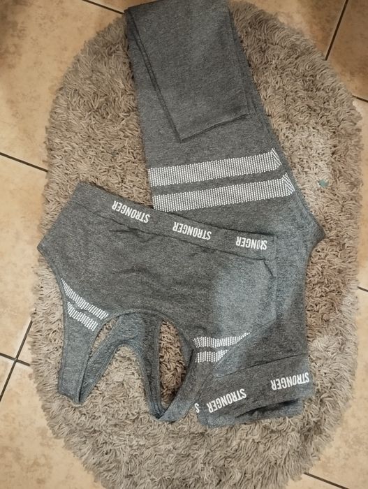 Костюм лосины и топ с чашками L