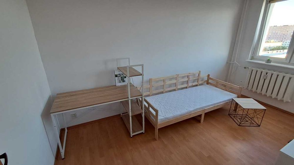 Dwa niezależne pokoje do wynajęcia.