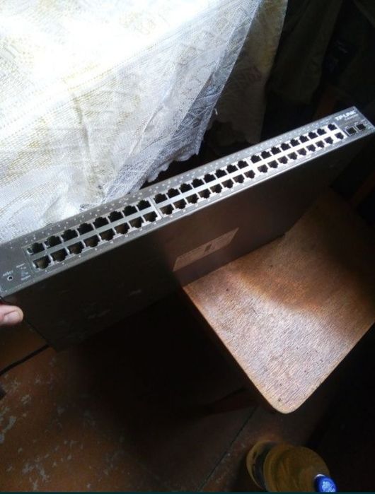 Продам патч-панелі, комутатори та інше серверне та офісне обладнання