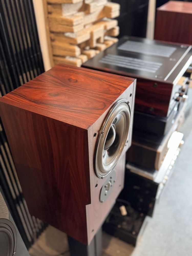 Dynaudio MSP 80 koumny podstawkowe