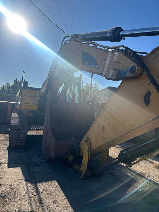 Гусеничний екскаватор САТ 345BL