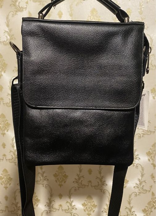 Чоловіча сумка через плече