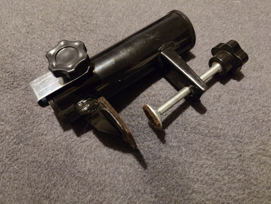 Uchwyt, obejma montażowa do parasola