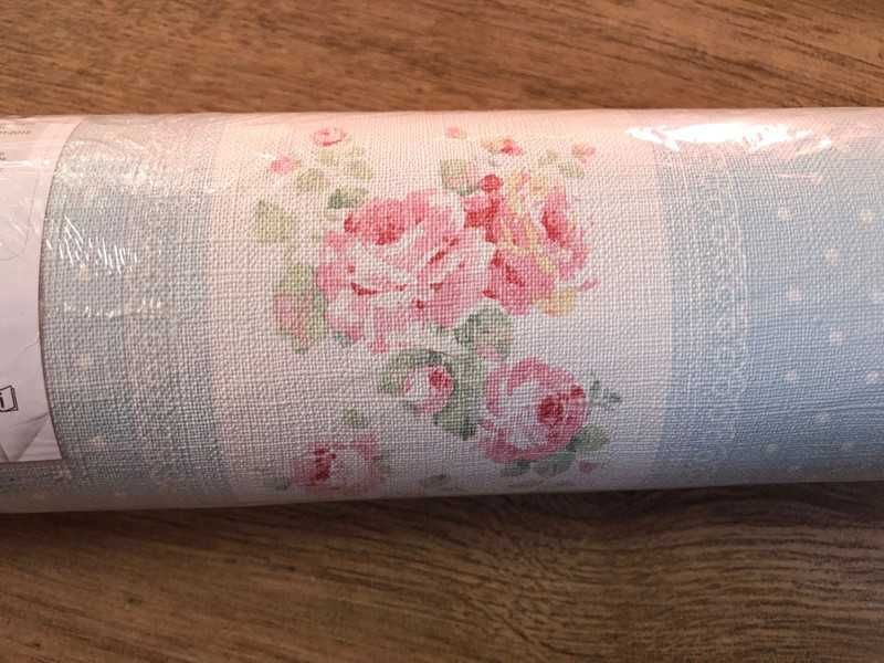 Fototapeta tapeta dom pokój remont barbie dziecko kwiaty cottage