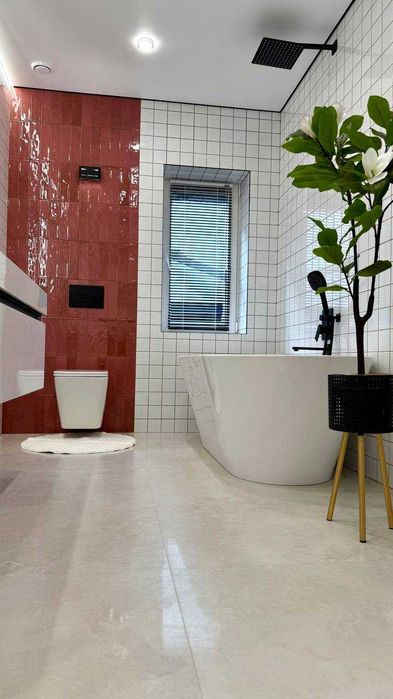 Продаж котеджу неподалік другої лікарні