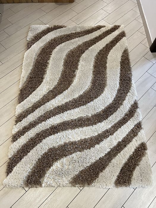 Килим у відмінному стані