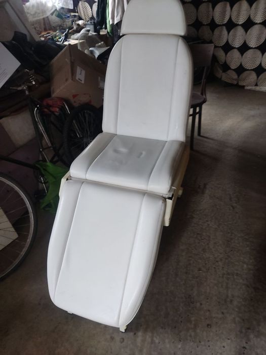 Косметичне крісло продаж або оренда