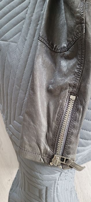 Damska kurtka ze skóry M/L w idealnym stanie