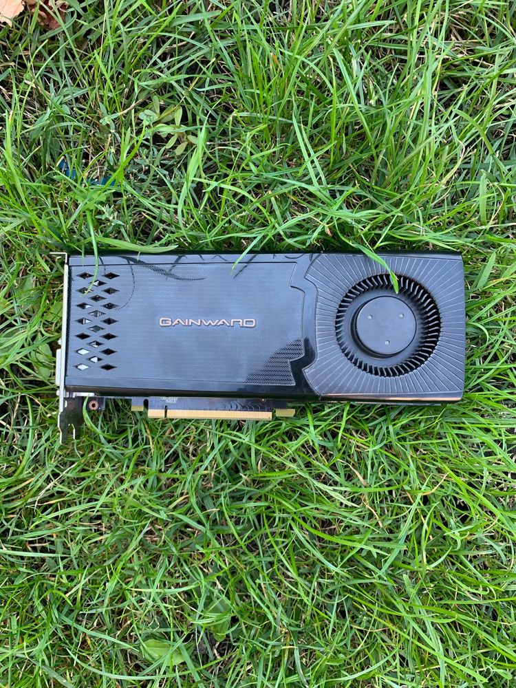 відеокарта gtx 960 2 gb gddr 5 gainward