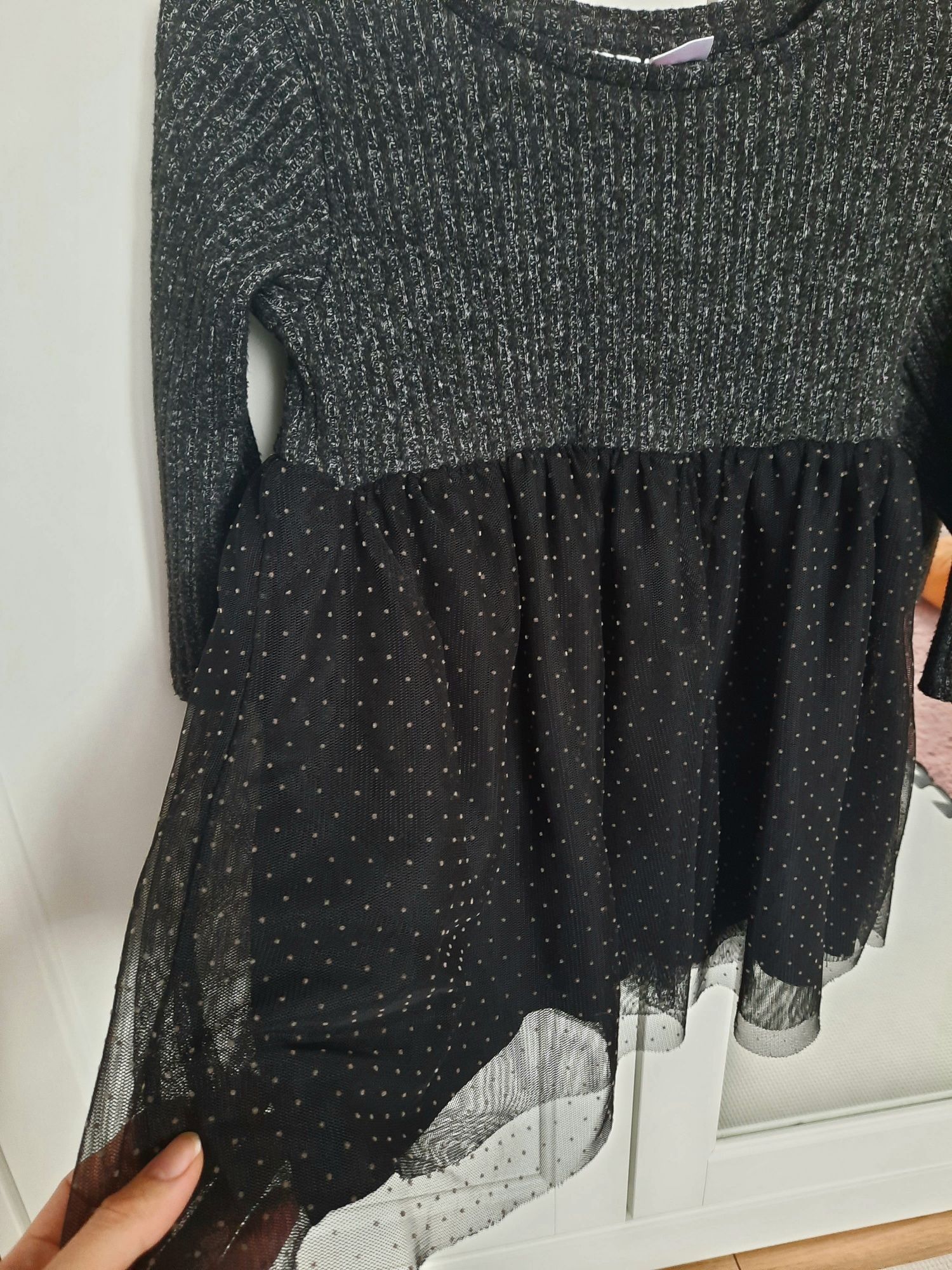 ZARA sukienka czarna 92 i tiul
