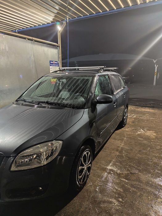 SKODA Fabia 2008 1.2 Gasolina 70cv - 154.000Kms