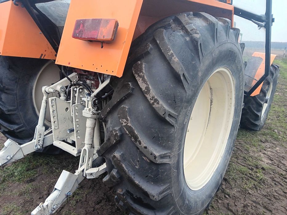 Ciagnik Zetor12045