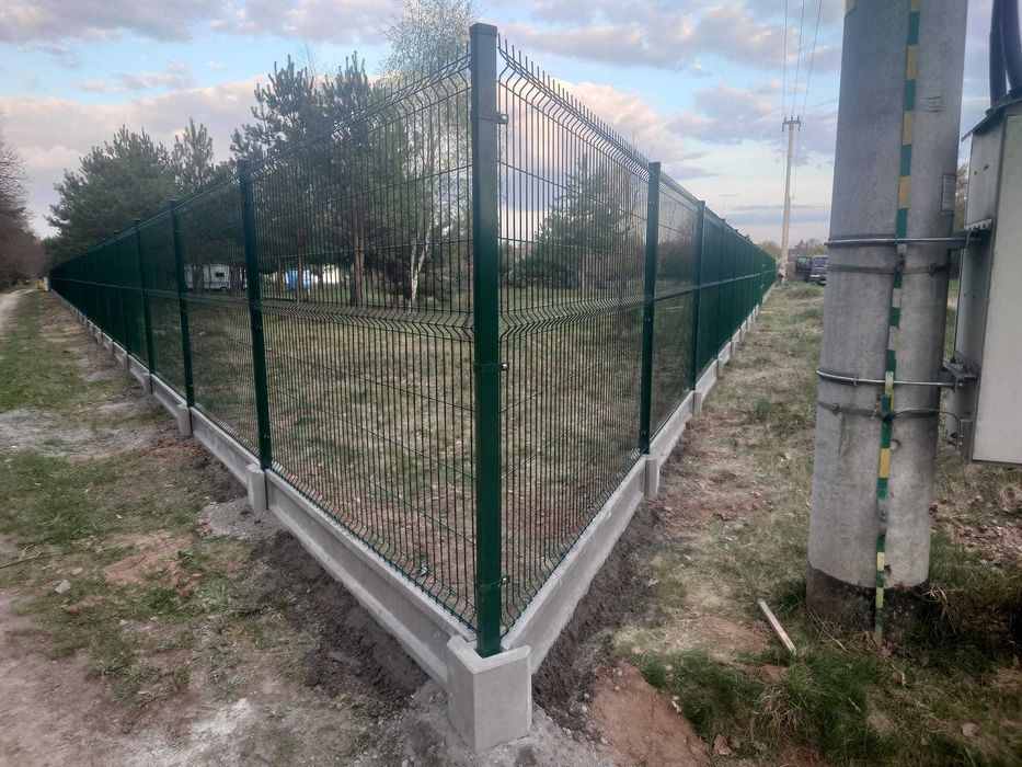 ogrodzenia ogrodzenie panelowe panele słupki brama furtka płot palety