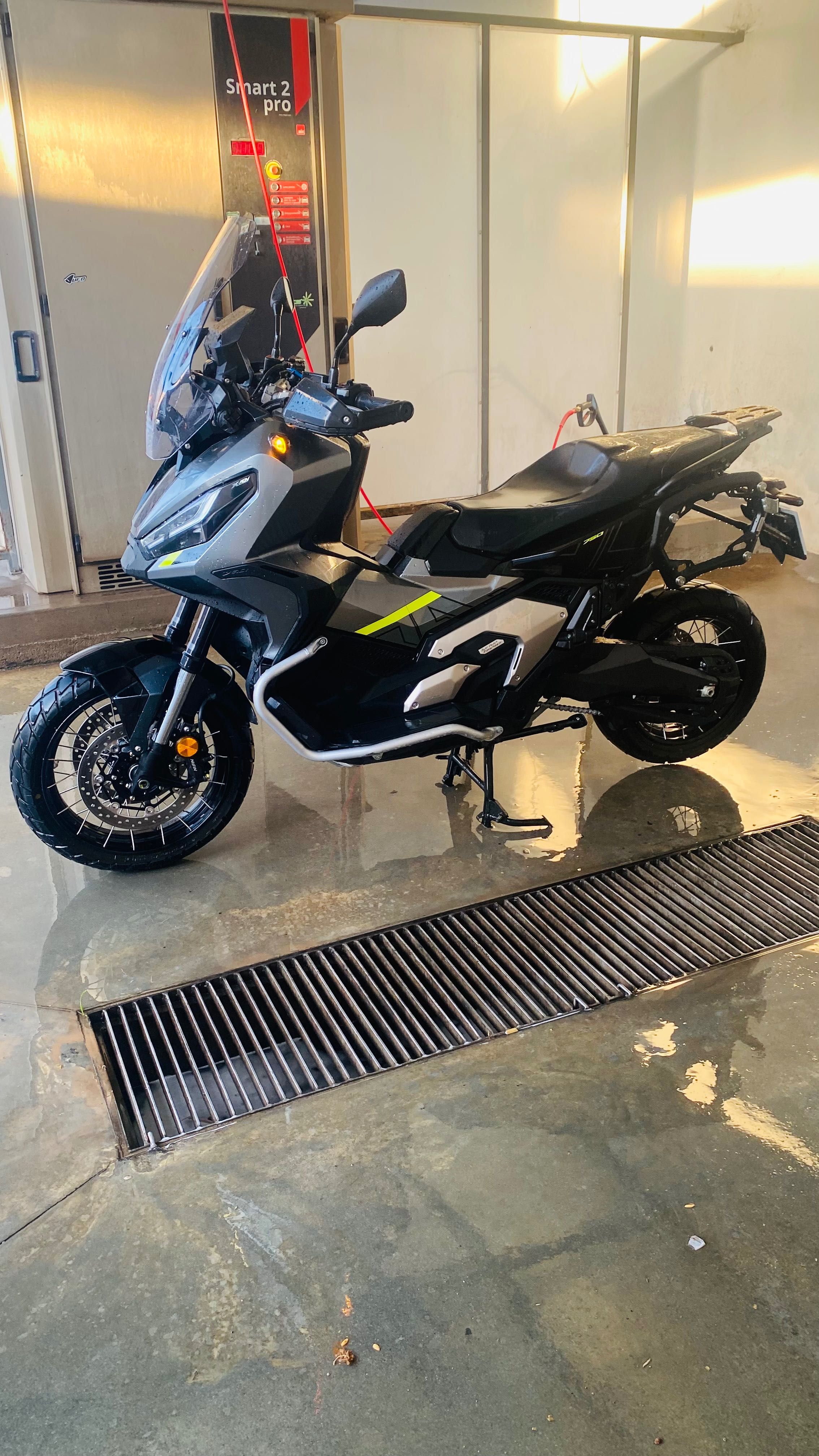 Vendo a minha Honda Xadv 750