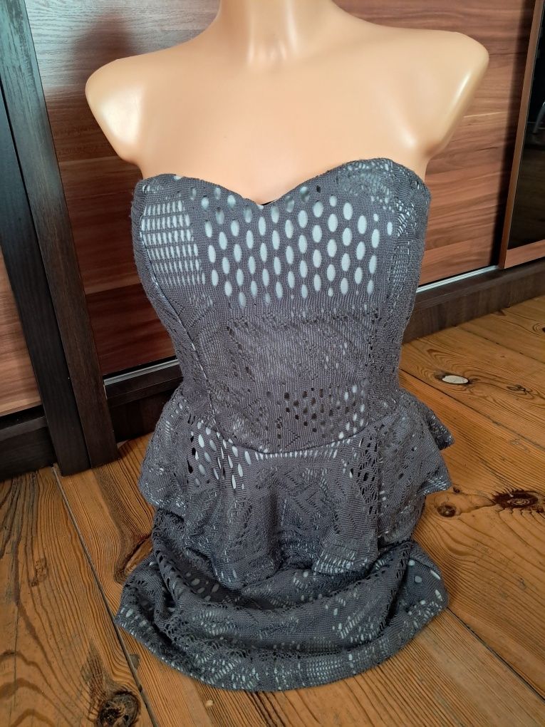 Sukienka mini Szara prosto z USA Romeo & Juliet Couture