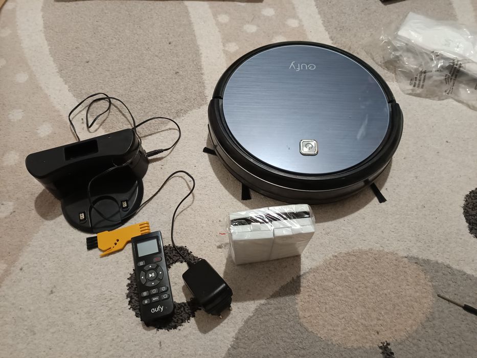 Robót sprzątający Eufy RoboVac 11