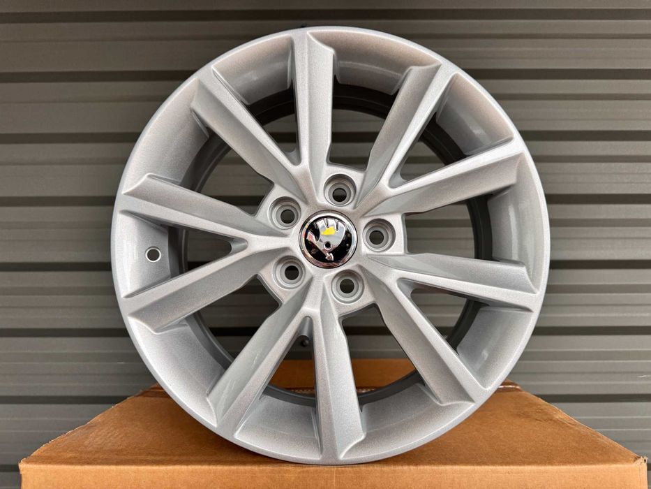 НОВІ! на Skoda Fabia VW Polo Rapid Roomster R15 5x100 6j et40 титани